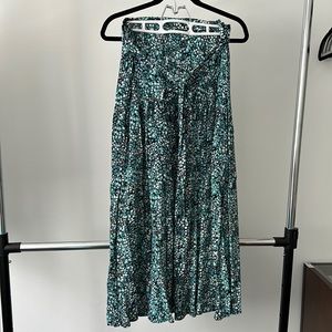 Women’s skirt